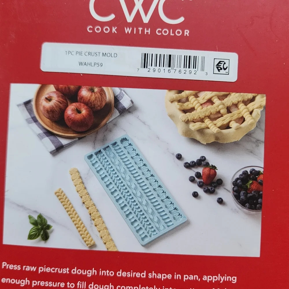 Holiday Pie Crust Mold